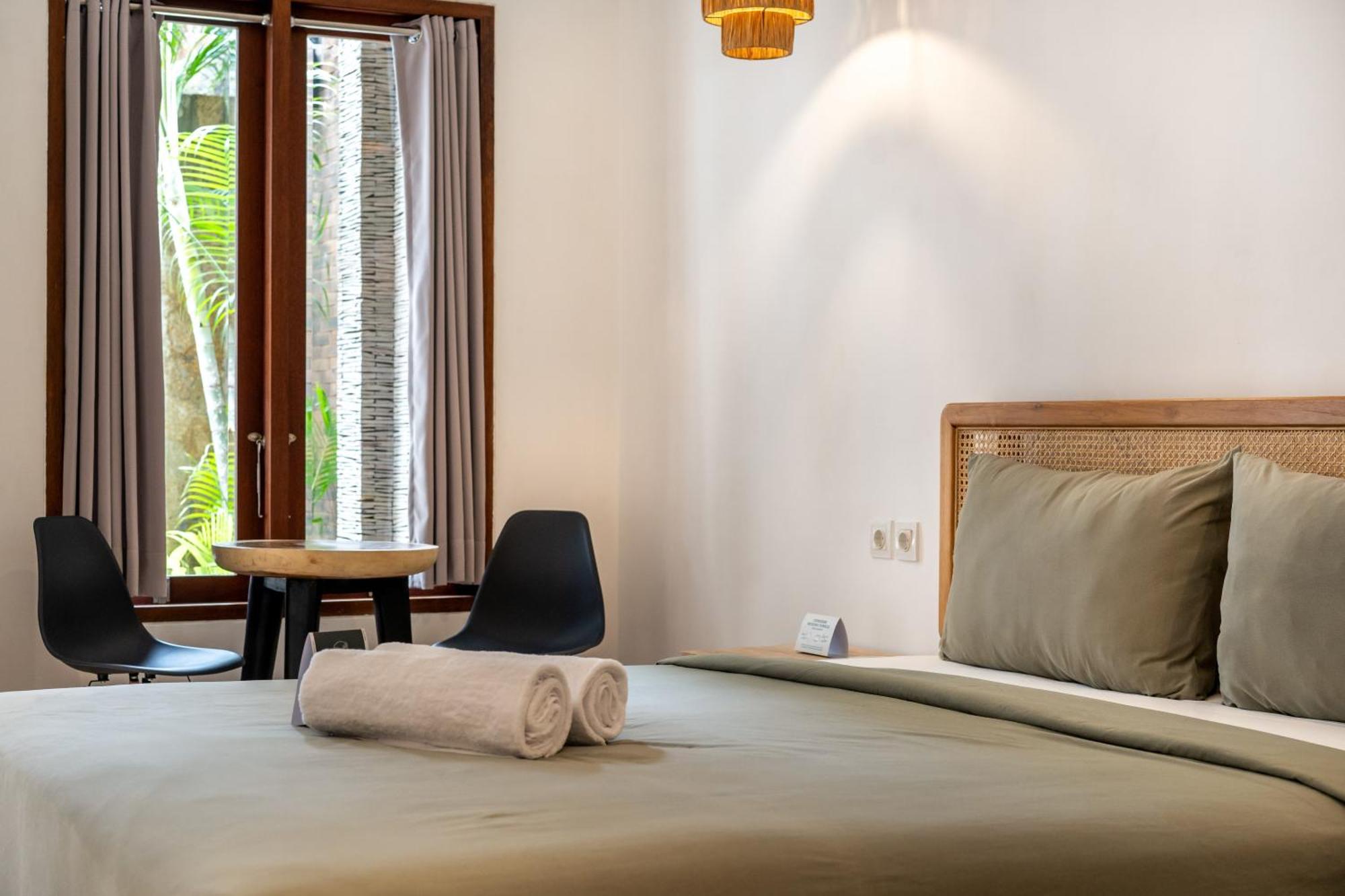 Gelatik Bed And Breakfast Seminyak  Exterior photo