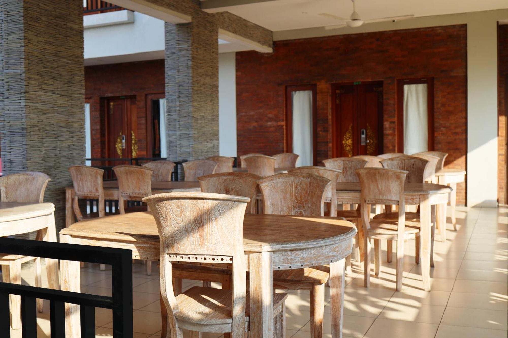 Gelatik Bed And Breakfast Seminyak  Exterior photo