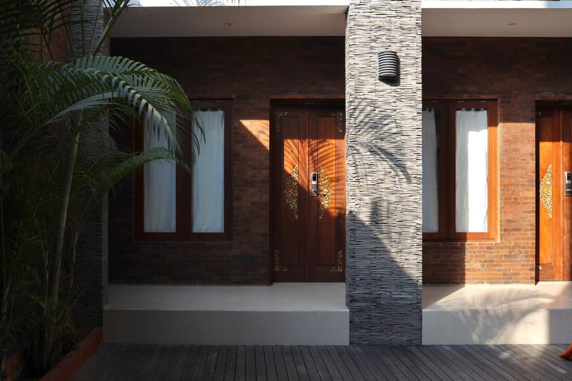 Gelatik Bed And Breakfast Seminyak  Exterior photo