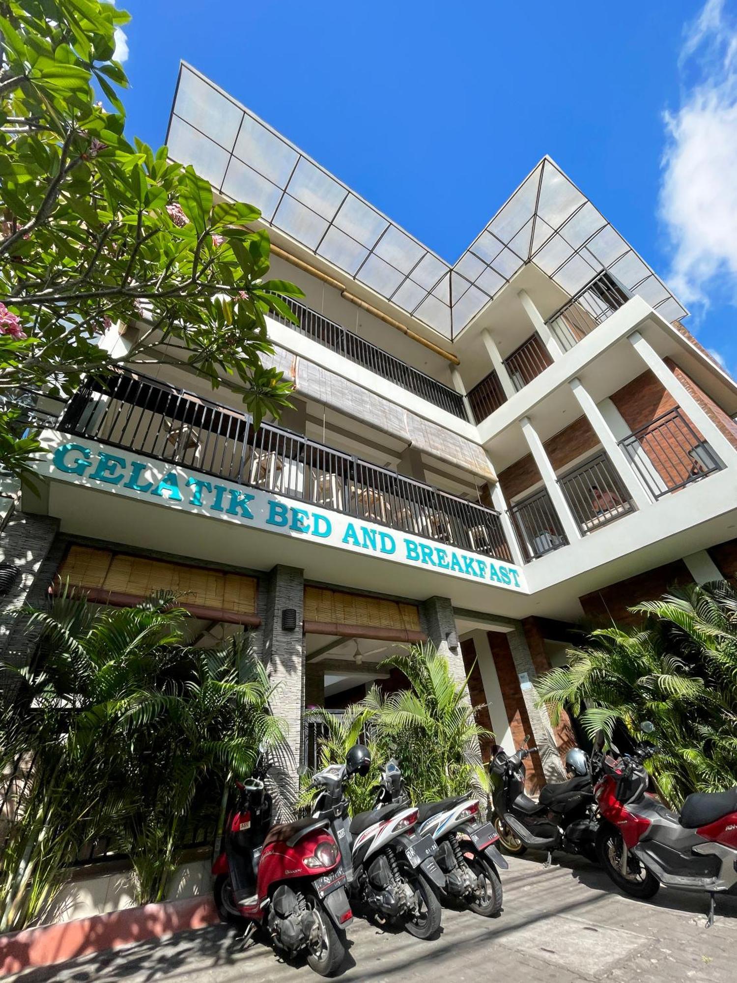 Gelatik Bed And Breakfast Seminyak  Exterior photo